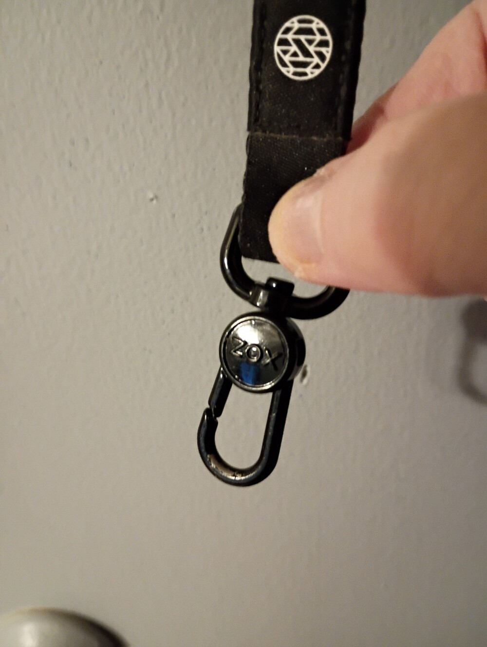 Authentic Zox Lanyard - Picture 4 of 4